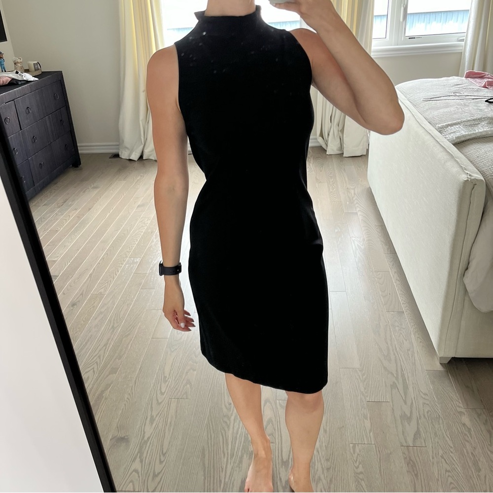 Periphery Black Sleeveless Dress
